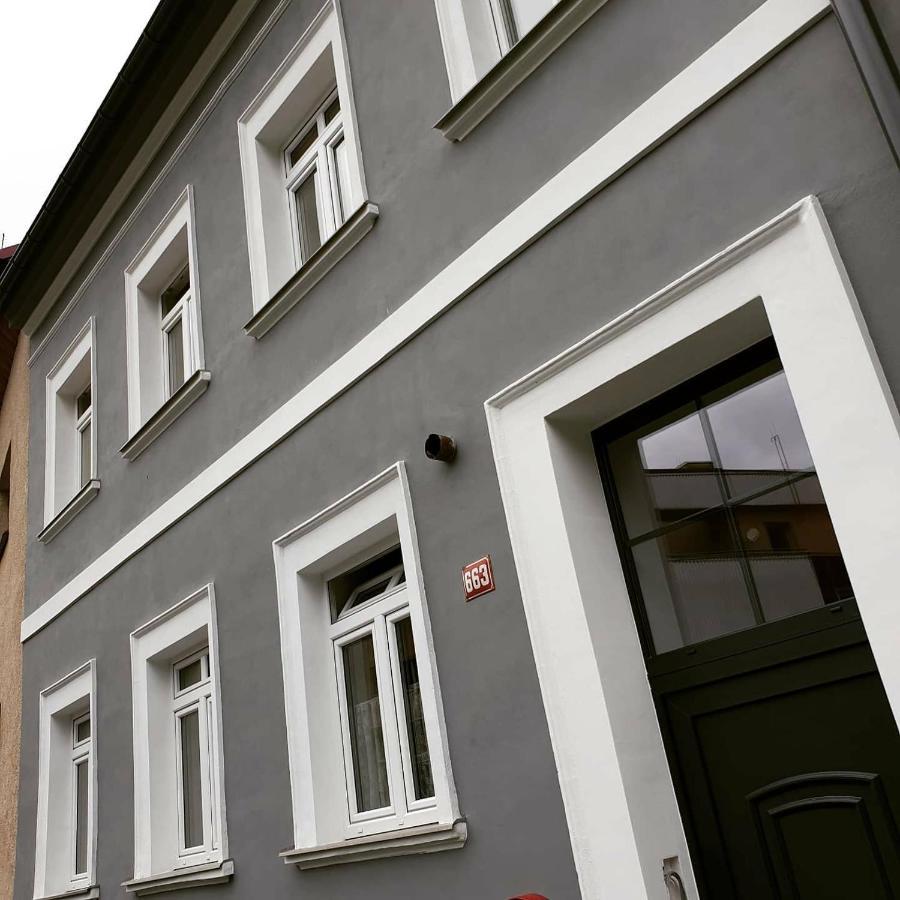 Zlata Leta - Apartmanovy Dum Jáchymov Zewnętrze zdjęcie