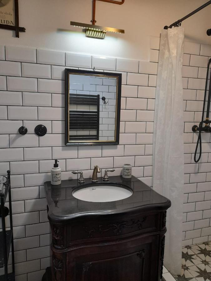 Zlata Leta - Apartmanovy Dum Jáchymov Zewnętrze zdjęcie