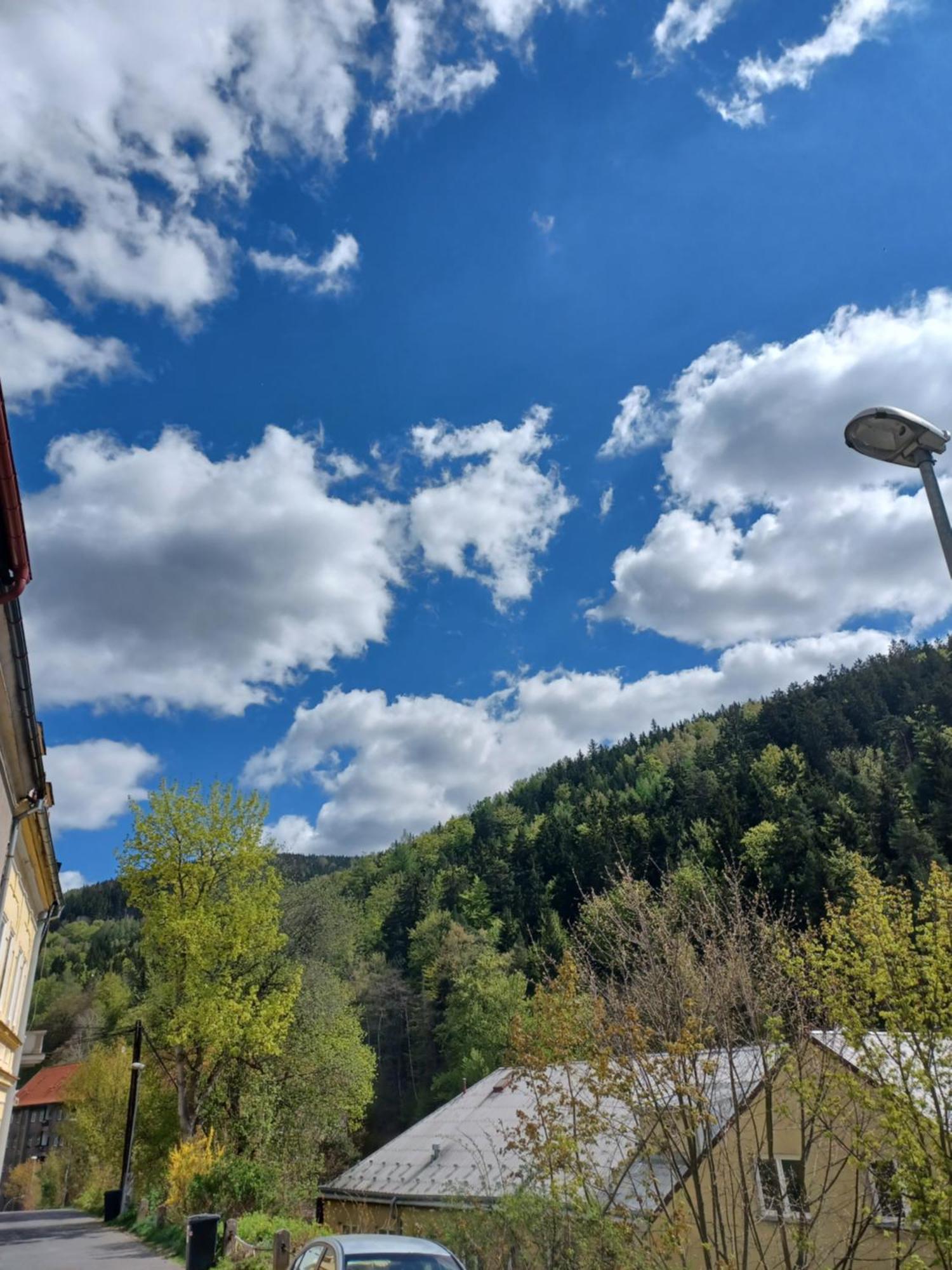 Zlata Leta - Apartmanovy Dum Jáchymov Zewnętrze zdjęcie
